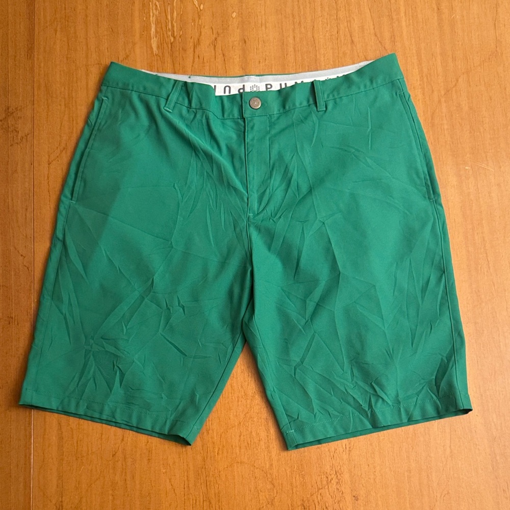 Puma Men's Vibrant Green Golf Flat Front Shorts- US 36